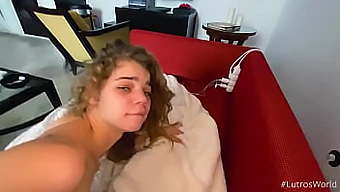 Vídeo Pov Da Transformação De Sabrina Spice De Uma Adolescente Inocente Para Uma Vadia Que Deseja Sexo