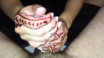 Hd Video Of Arab Babe Giving A Sloppy Handjob And Getting Rewarded With Cum