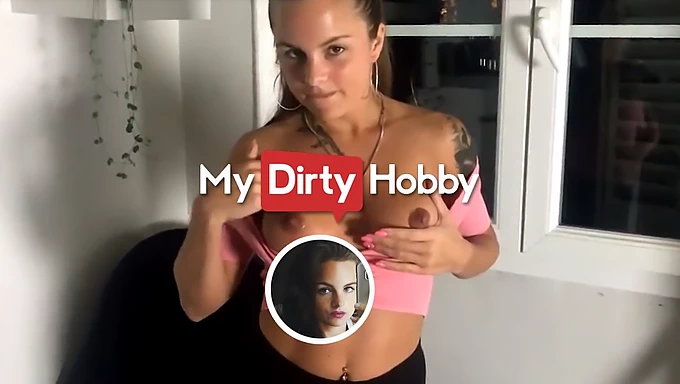 Arya LaRoca depășește timiditatea cu noul ei vecin și se răsfăț într-o întâlnire fierbinte - MyDirtyHobby