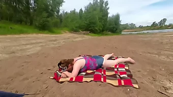 Russian Milf Gives A Wild Oral Creampie On The Beach