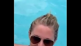 Video Pov De Una Mamada Amateur En Una Piscina Pública