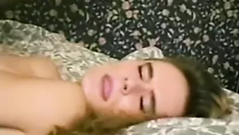 Zralá Máma Dostává Creampie Od Svého Nadrženého Synovce