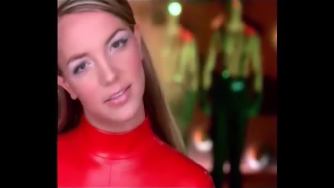 La sexy Britney Spears in un video piccante