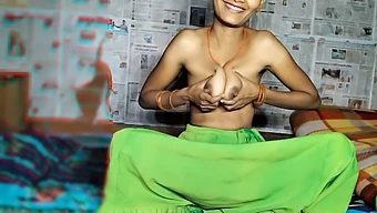 Lubang Suri Rumah India Rani Ditembusi Oleh Abang Iparnya Dalam Video Bhabhi Desi Yang Panas Ini